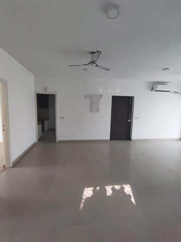 Room in 3.5 BHK Apartment at Emaar Gurgaon Greens, Sector 102 – for Rent