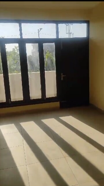 Bedroom in 2 BHK Apartment at Wave City, Wave City – for Rent