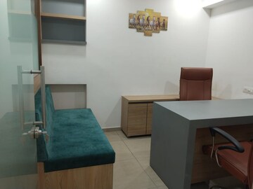 Bedroom in  Office Space at Thaltej – for Rent