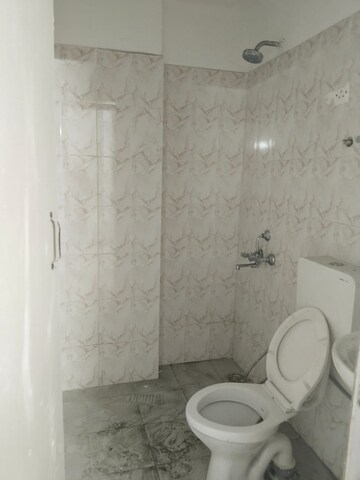 Bathroom in 3 BHK Apartment at Sarvome Shree Homes, Sector 45 – for Rent