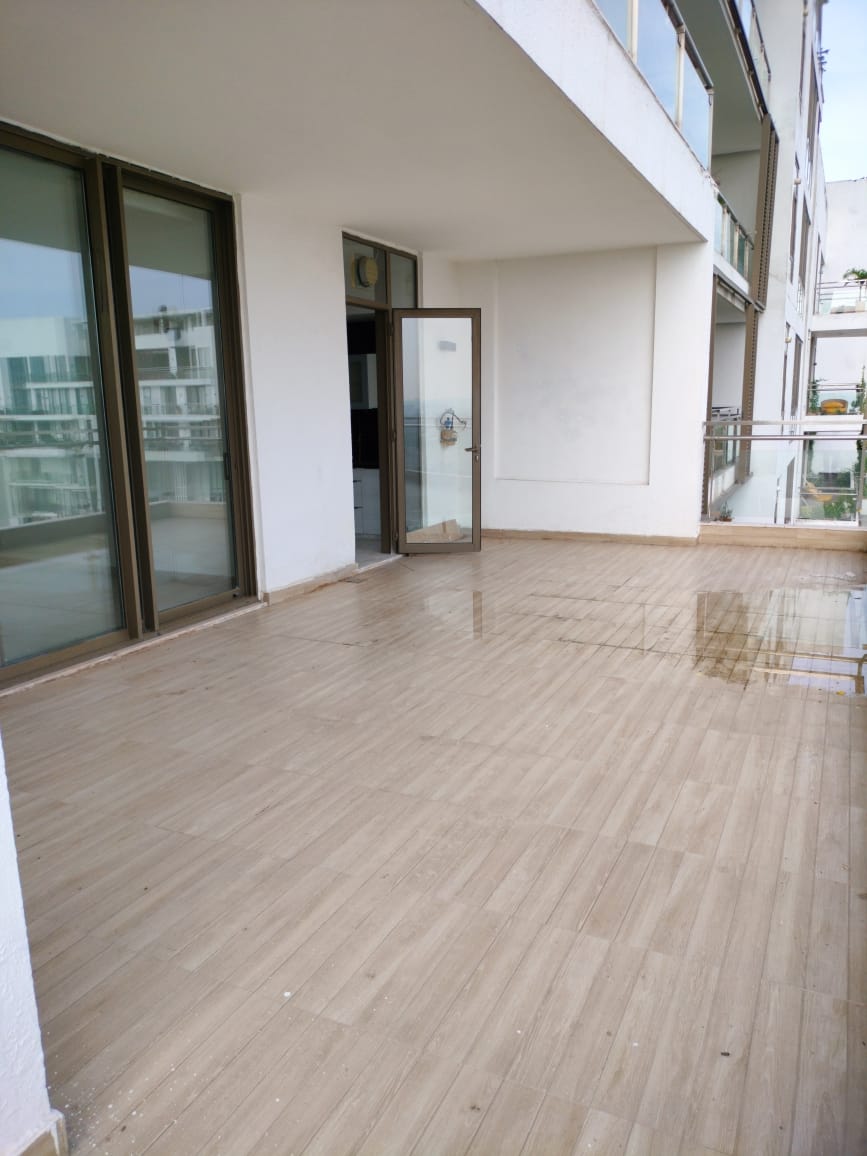 3.5 BHK + Pooja Room,Servant Room Apartment For Sale in M3M Golf Estate Fairway East