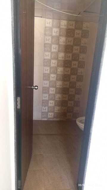 Bathroom in 1 BHK Apartment at JP North Alexa, Mira Road – for Rent