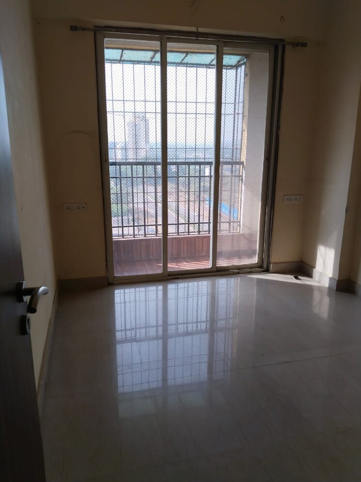 Room, rutu-riverview-classic 2 Bedroom 651 Sq.Ft. Apartment In Kalyan West Thane 8233775