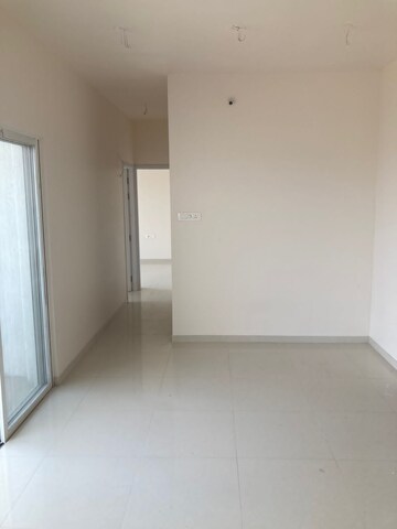 Room in 3 BHK Apartment at Godrej Rejuve, Mundhwa – for Rent