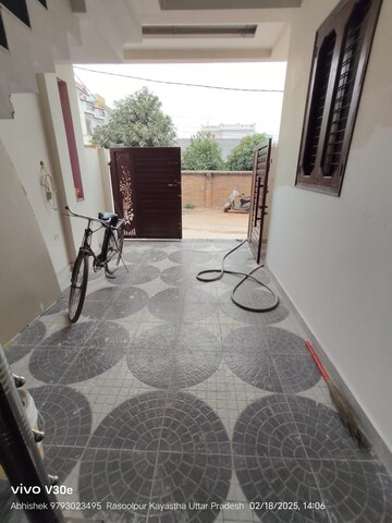 Master Bedroom in 3 BHK Independent House at Jankipuram Extension – for Sale