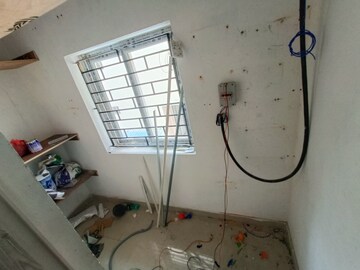 Team Area in  Showroom at Ashok Nagar – for Rent