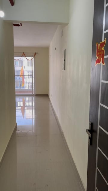 Building Lobby in 3.5 BHK Apartment at Jankipuram Extension – for Rent