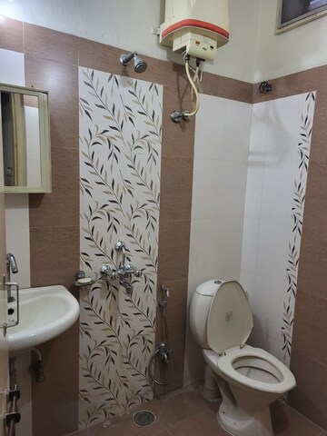 Bathroom in 3 BHK Apartment at Sri Nilayam Jubilee Hills, Jubilee Hills – for Rent