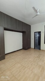 4 BHK + Pooja Room 2000 Sq.Ft. Builder Floor in Builder Floor