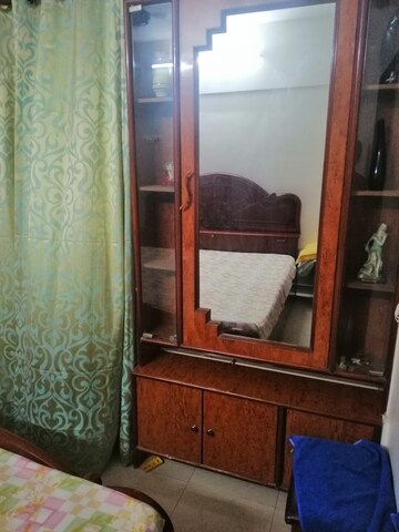 Bathroom in 2 BHK Apartment at Satellite Tower, Goregaon East – for Rent
