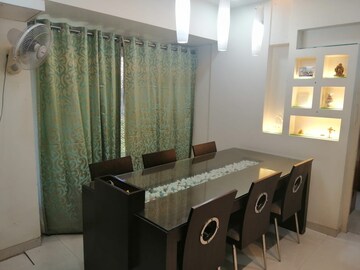 Team Area in 2 BHK Apartment at Satellite Tower, Goregaon East – for Rent