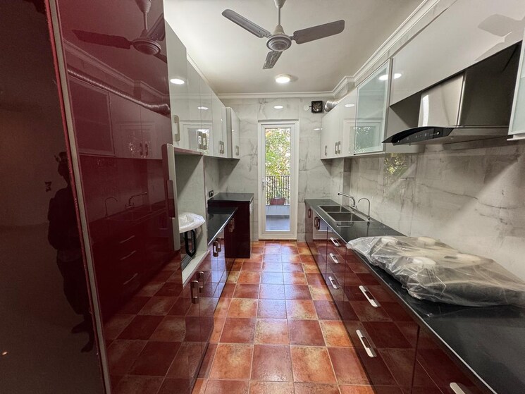 Kitchen, dlf phase i 4 Bedroom 2100 Sq.Ft. Builder Floor In Dlf Phase I Gurgaon 8233890