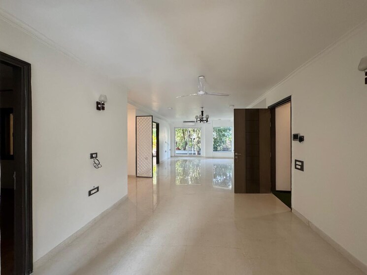 Living Room, dlf phase i 4 Bedroom 2100 Sq.Ft. Builder Floor In Dlf Phase I Gurgaon 8233890