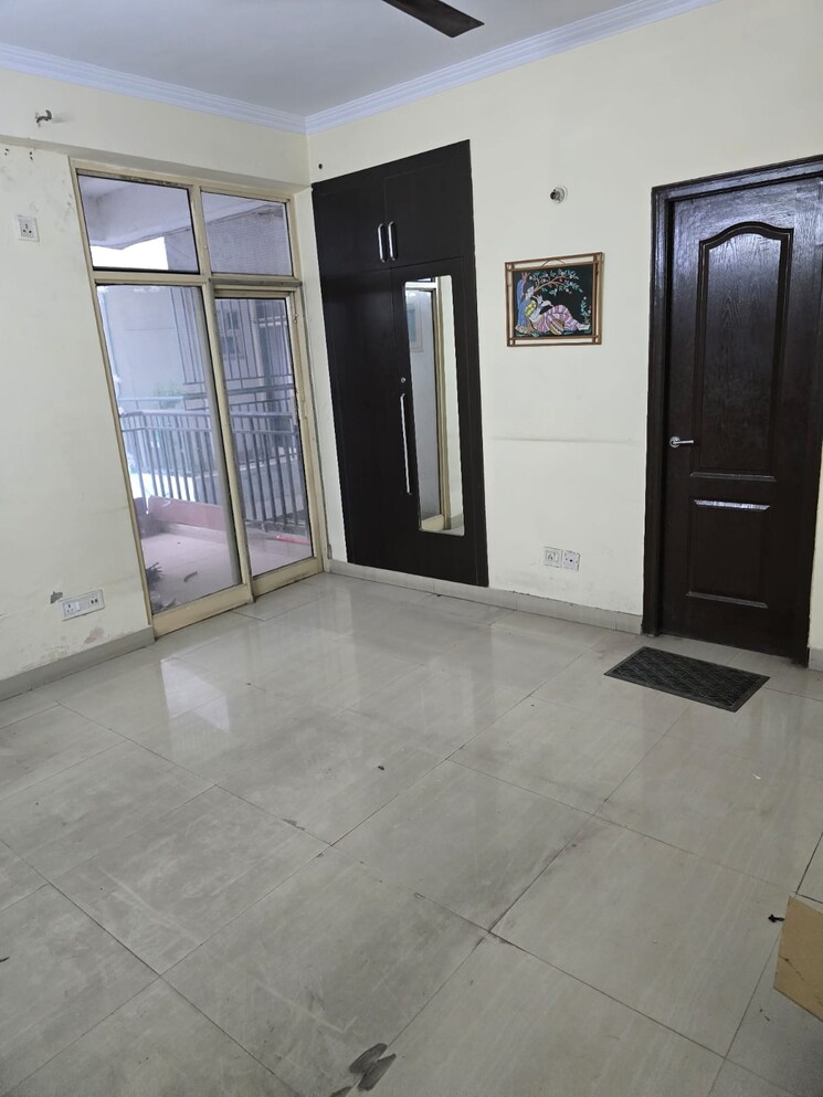 Room, saviour-greenisle 3.5 Bedroom 1800 Sq.Ft. Apartment In Sain Vihar Ghaziabad 8234017