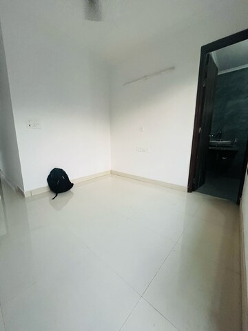 Furnished Amenities in 2 BHK Builder Floor at Freedom Fighters Enclave – for Rent