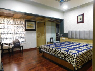 Bedroom in 4 BHK Apartment at Viola Alba, Powai – for Sale