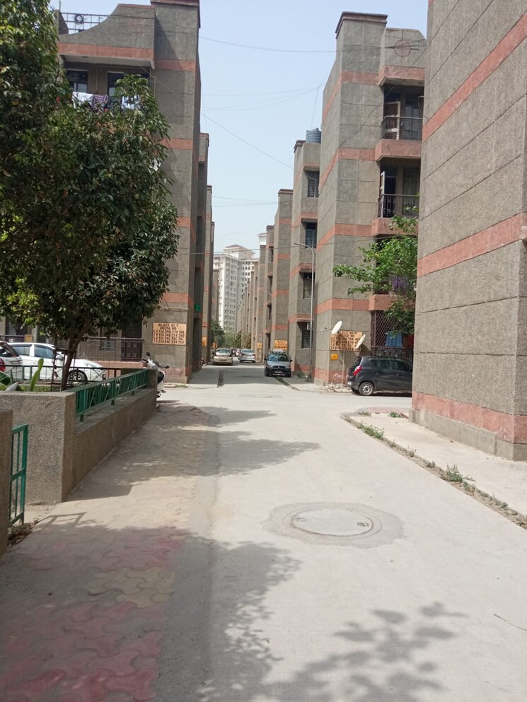 Exterior View, best-view-apartments 1.5 Bedroom 875 Sq.Ft. Apartment In Sector 99 Noida 8234089