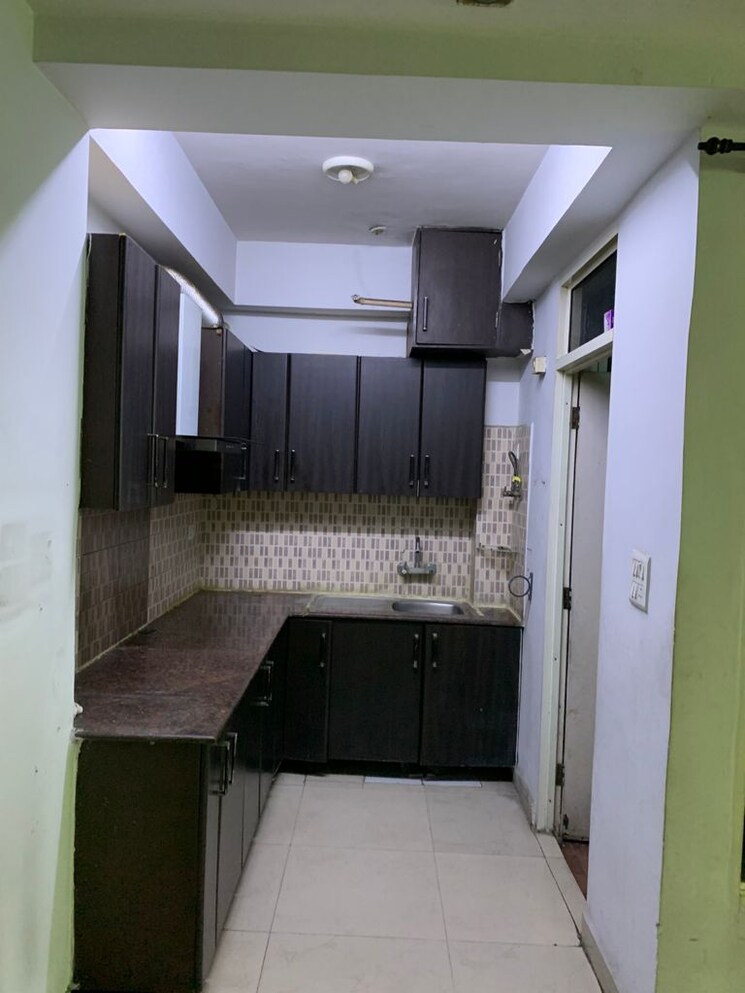 Kitchen, mahagun-mascot 3 Bedroom 1550 Sq.Ft. Apartment In Sain Vihar Ghaziabad 8234097