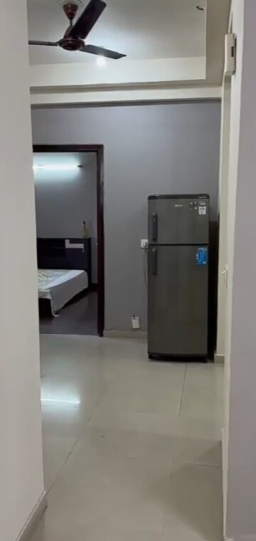Room in 2.5 BHK Apartment at Mahagun Mywoods, Sector 16c Greater Noida – for Sale