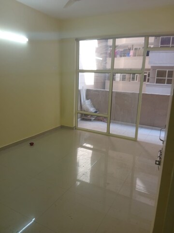 2 BHK Apartment For Rent in Pyramid Heights, Sector 85