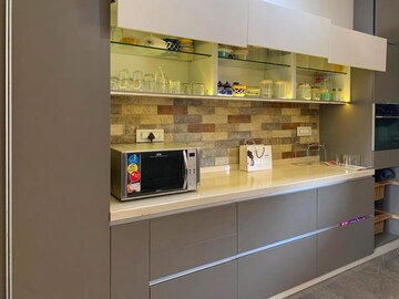 Kitchen in 4 BHK Apartment at Hiranandani Meadows, Manpada – for Sale