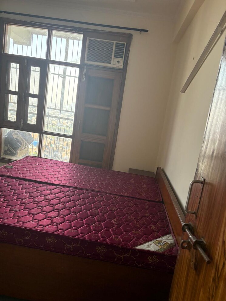 Bedroom, futec-gateway 2.5 Bedroom 1265 Sq.Ft. Apartment In Sector 75 Noida 8234348