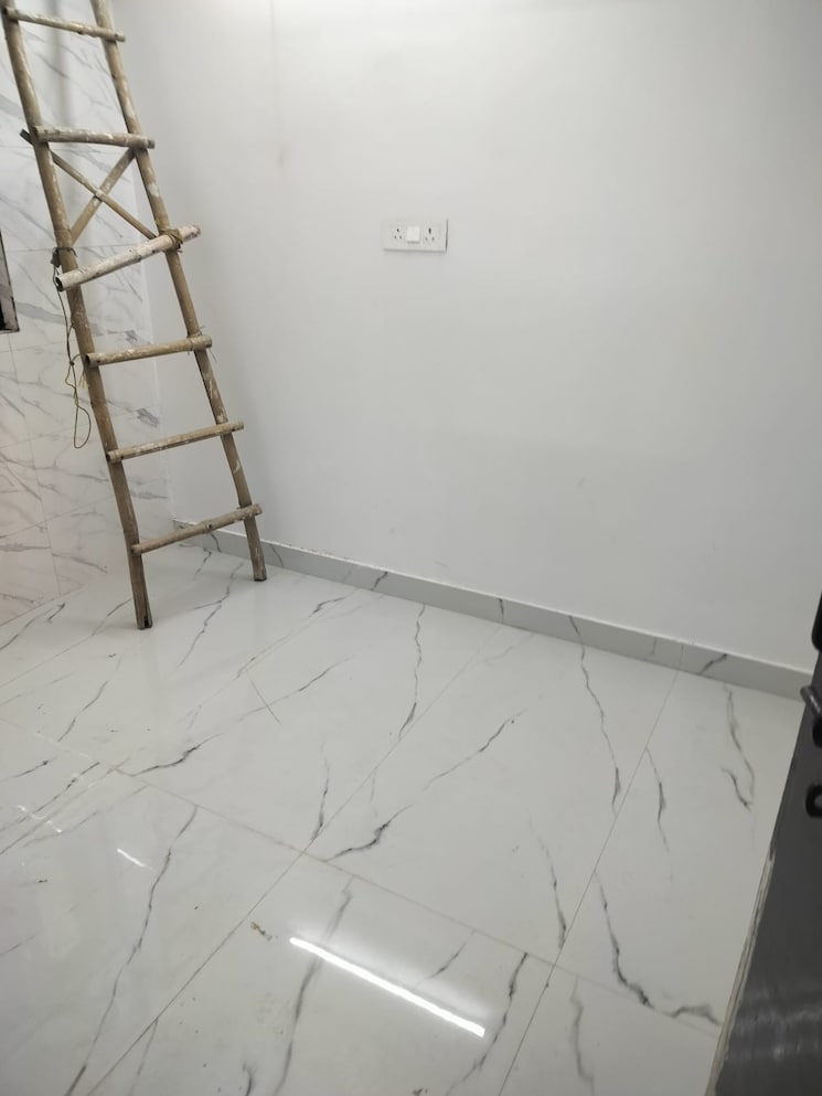 Room, unitech-unihomes-ii 2 Bedroom 850 Sq.Ft. Apartment In Sector 117 Noida 8234515