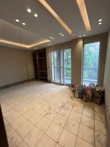 Room in 3 BHK Apartment at Shriram Esquire, Koramangala – for Sale