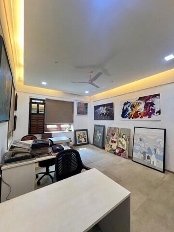 Bedroom in 3 BHK Apartment at Peddar Road – for Sale
