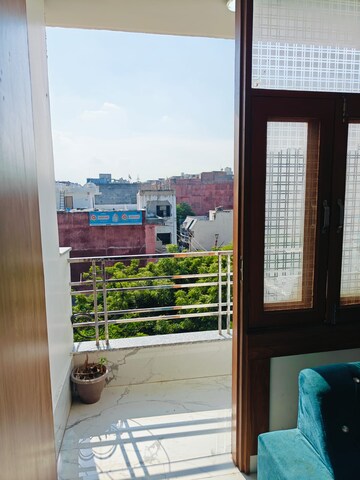 Balcony in 2 BHK Builder Floor at Saket – for Rent