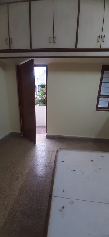 Room in 1 RK Apartment at Kadam Plaza Katraj, Katraj – for Rent