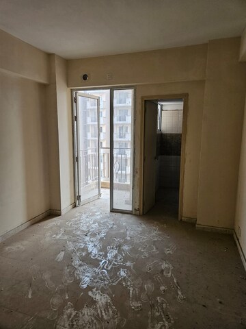 Room in 1 BHK Apartment at Ruparel Urbana, Kurla – for Sale