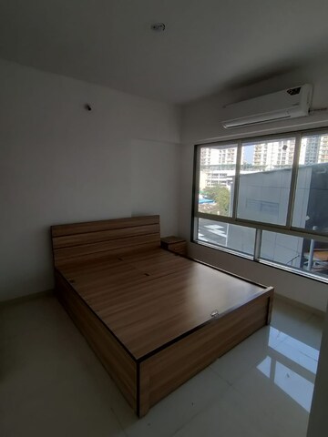 Room in 2 BHK Apartment at Lotus Residency Goregaon West, Goregaon West – for Rent