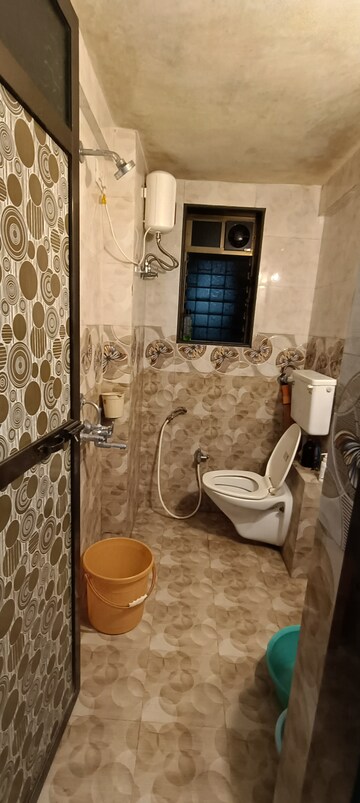 Bathroom in 1 BHK Apartment at Anita Nagar Chs, Kandivali East – for Rent