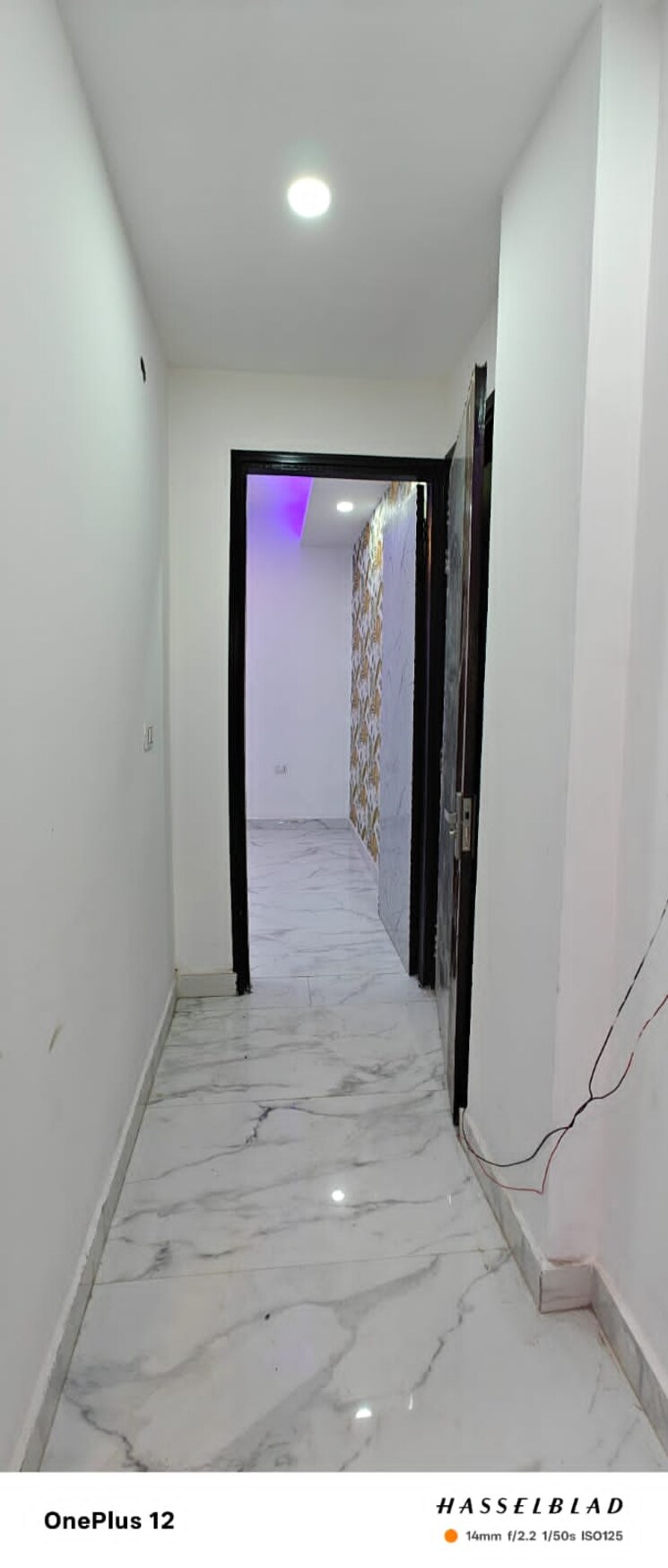 undefined, sector 73 2 Bedroom 980 Sq.Ft. Builder Floor In Sector 73 Noida 8234626