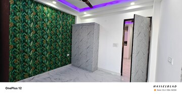 Bedroom in 2 BHK Builder Floor at Sector 73 – for Sale