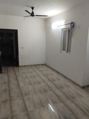 2 BHK Apartment For Rent in Pivotal Devaan, Sector 84