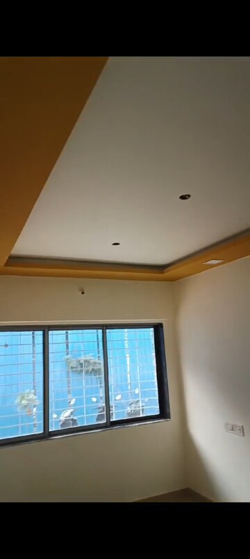 Room in 1 BHK Apartment at Kurla West – for Sale