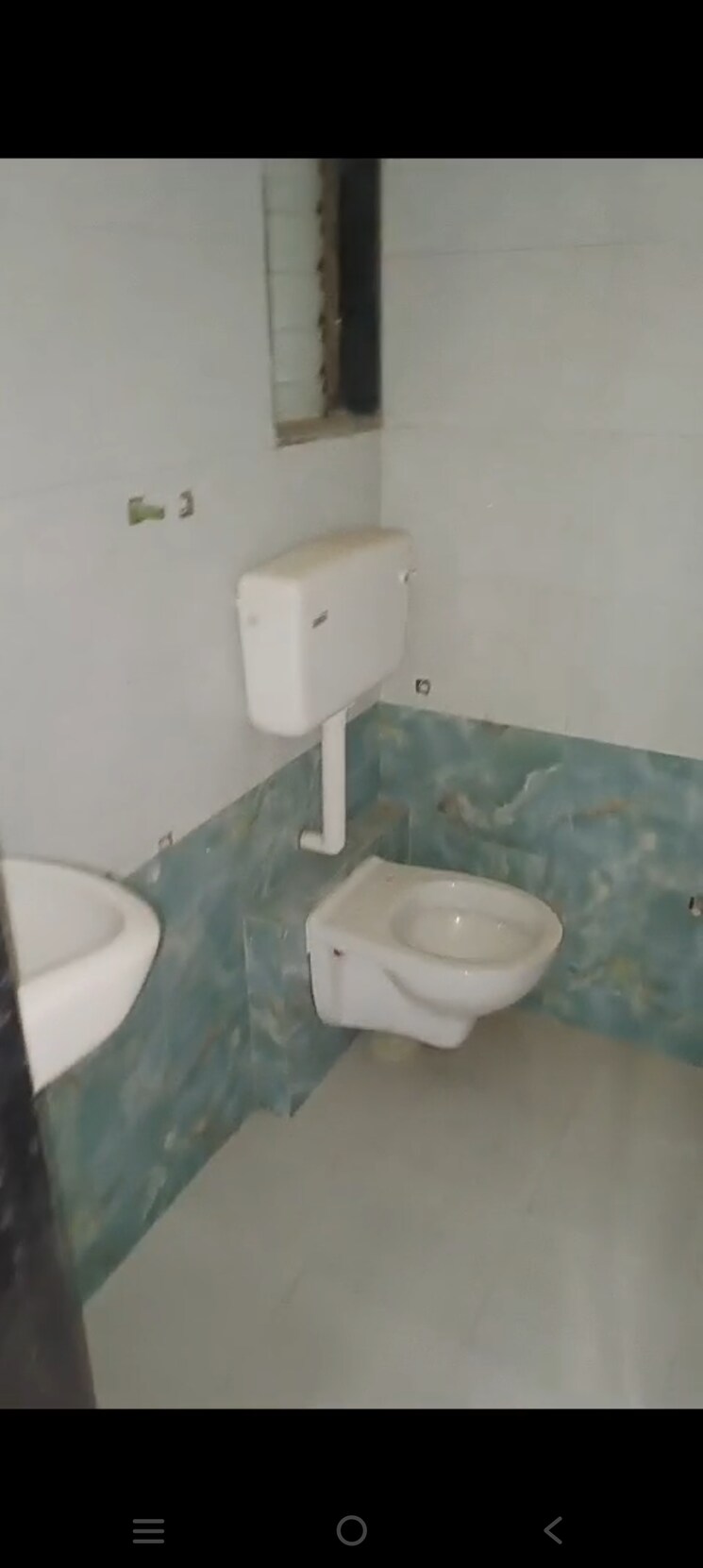 Bathroom, kurla west 1 Bedroom 560 Sq.Ft. Apartment In Kurla West Mumbai 8234718