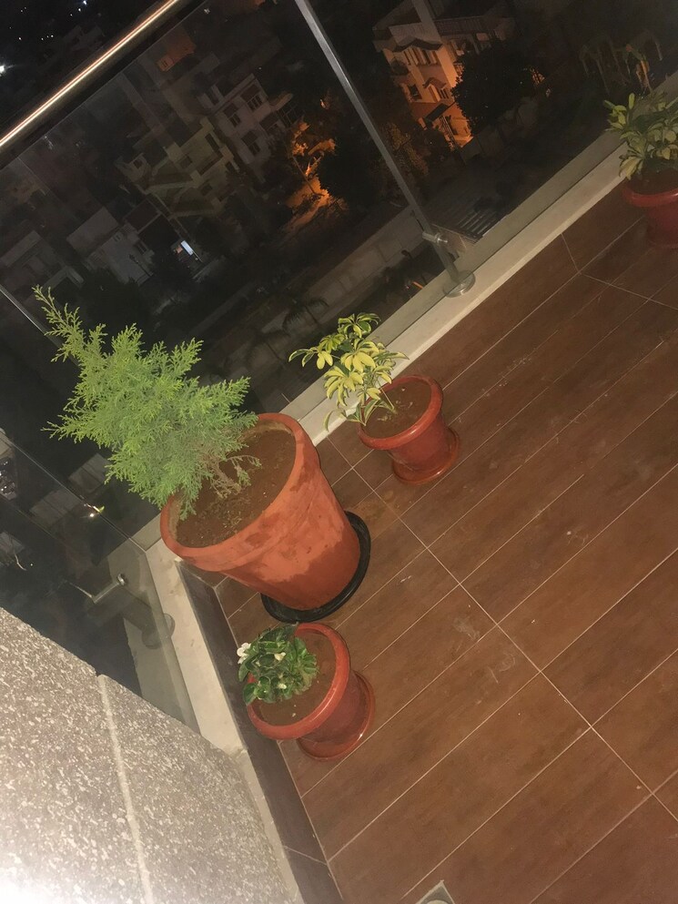  Parking, rmz-latitude 4 Bedroom 3870 Sq.Ft. Apartment In Hebbal Bangalore 8234667