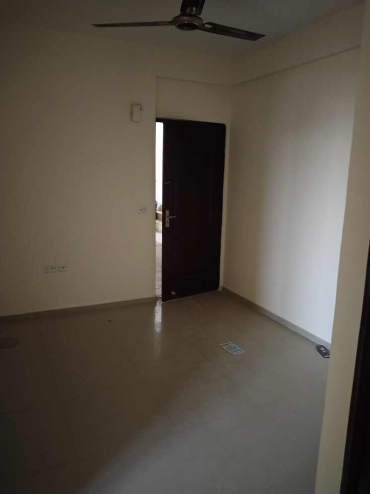 Room, pyramid-urban-homes-2 2 Bedroom 616 Sq.Ft. Apartment In Sector 86 Gurgaon 8234674