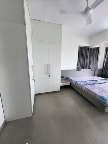 Room in 3 BHK Apartment at Jagatpura – for Sale