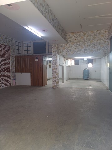 Commercial Shop 800 Sq.Ft. For Rent in Andheri West Mumbai  8234775