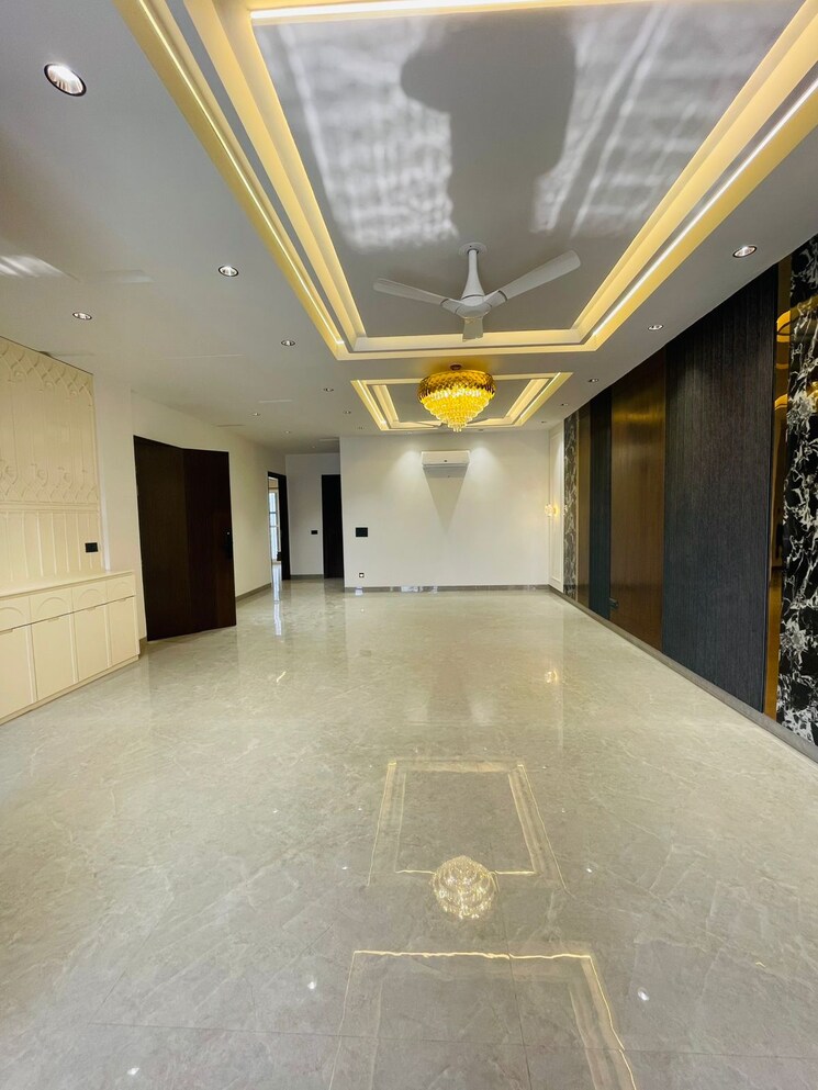 undefined, the-images-floors 3 Bedroom 2000 Sq.Ft. Builder Floor In Sector 51 Gurgaon 8234784