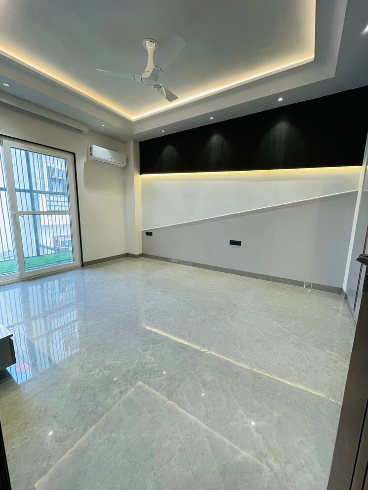 Kitchen, the-images-floors 3 Bedroom 2000 Sq.Ft. Builder Floor In Sector 51 Gurgaon 8234784