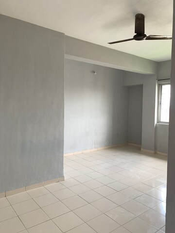 Room in 4 BHK Apartment at Jagatpura – for Sale