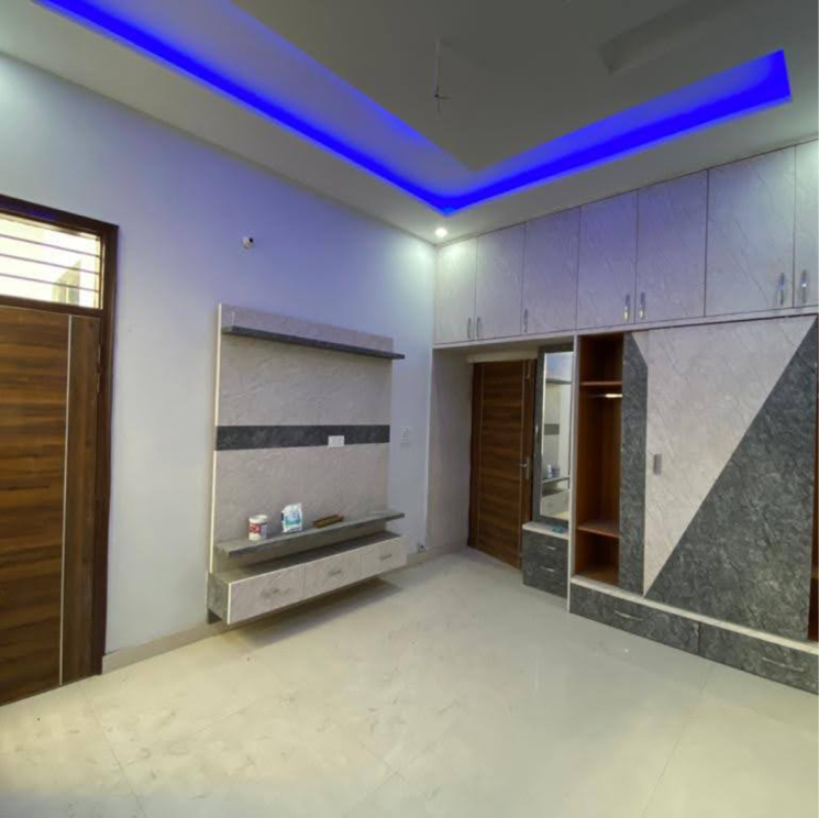 Room, ambala highway 3.5 Bedroom 135 Sq.Yd. Independent House In Ambala Highway Zirakpur 8234814