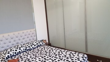Bedroom in 3 BHK Apartment at Oberoi Maxima, Andheri East – for Rent