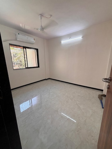 Room in 1 BHK Apartment at Lok Milan, Chandivali – for Rent