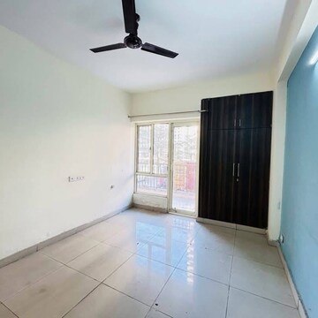 Room in 3 BHK Apartment at Nimbus The Hyde park, Sector 78 – for Rent